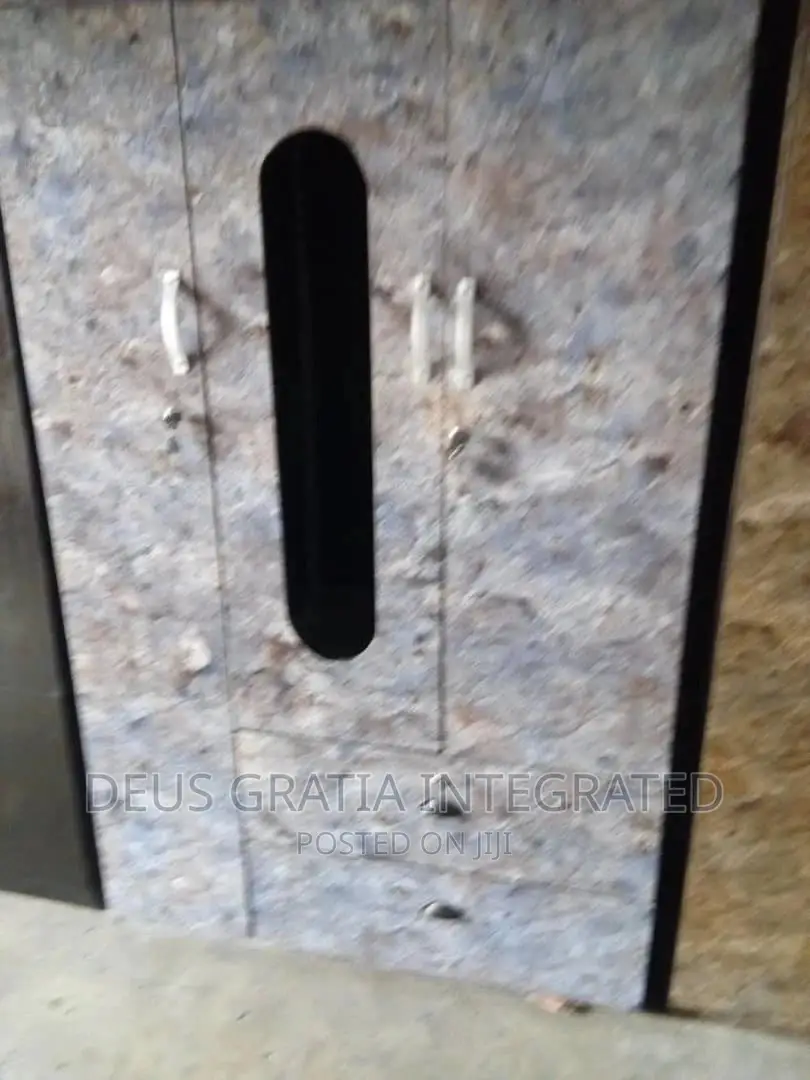 Wardrobe With Mirror