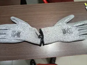 Safey Coated Anti Cut Gloves