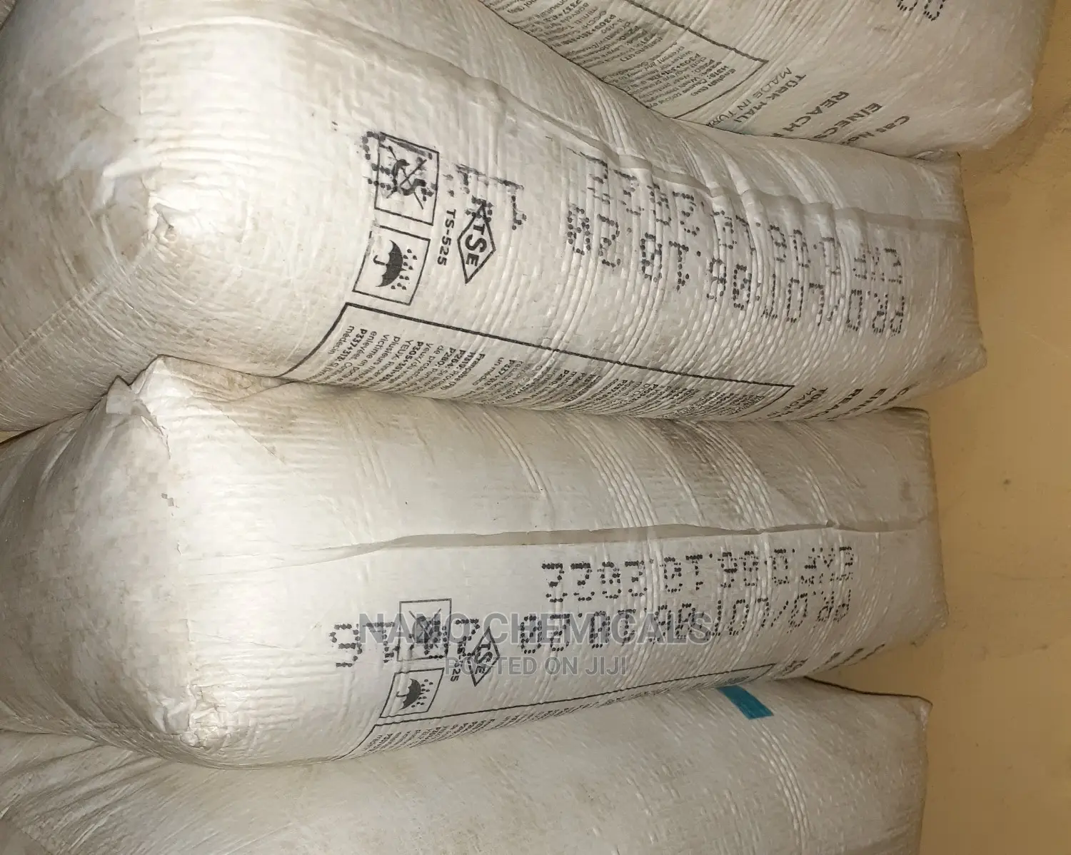 Vegetable Fat, Chlorine, Soda Ash