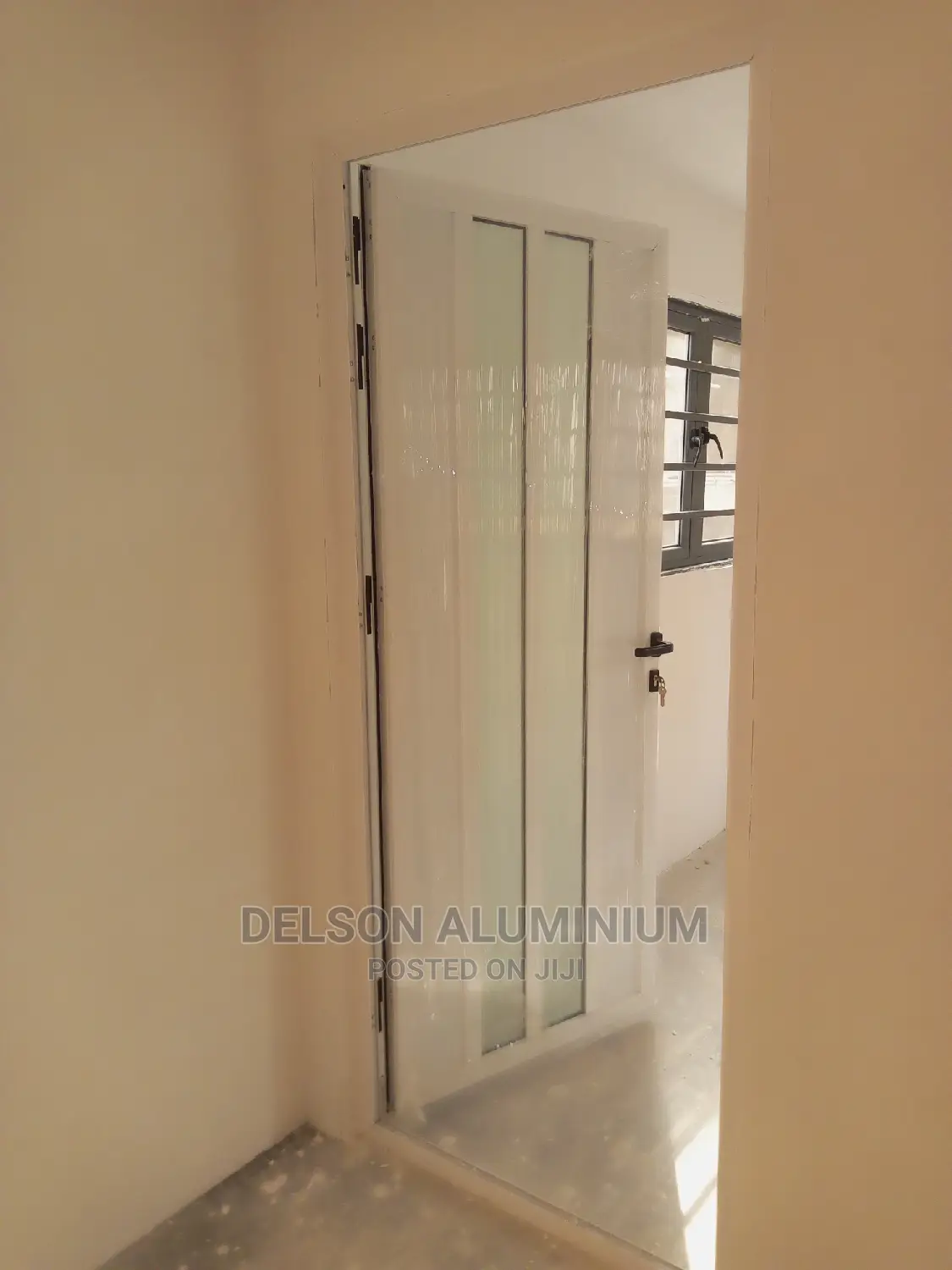Modern Aluminium Inner Door Installation