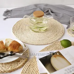 20cm Natural Woven Corn Husk Placemat