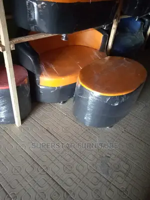 High Quality Table With Single Sofas Chairs