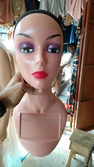Plastic Long Neck Mannequin Heads for Wigs/Hats Display