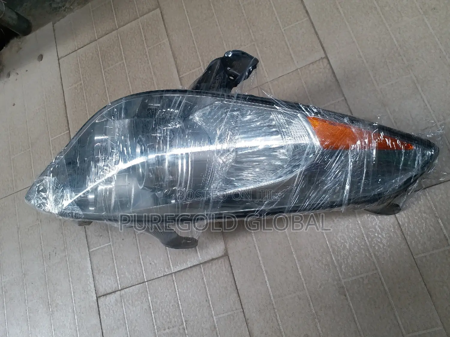Solara 2010 Model Headlamp