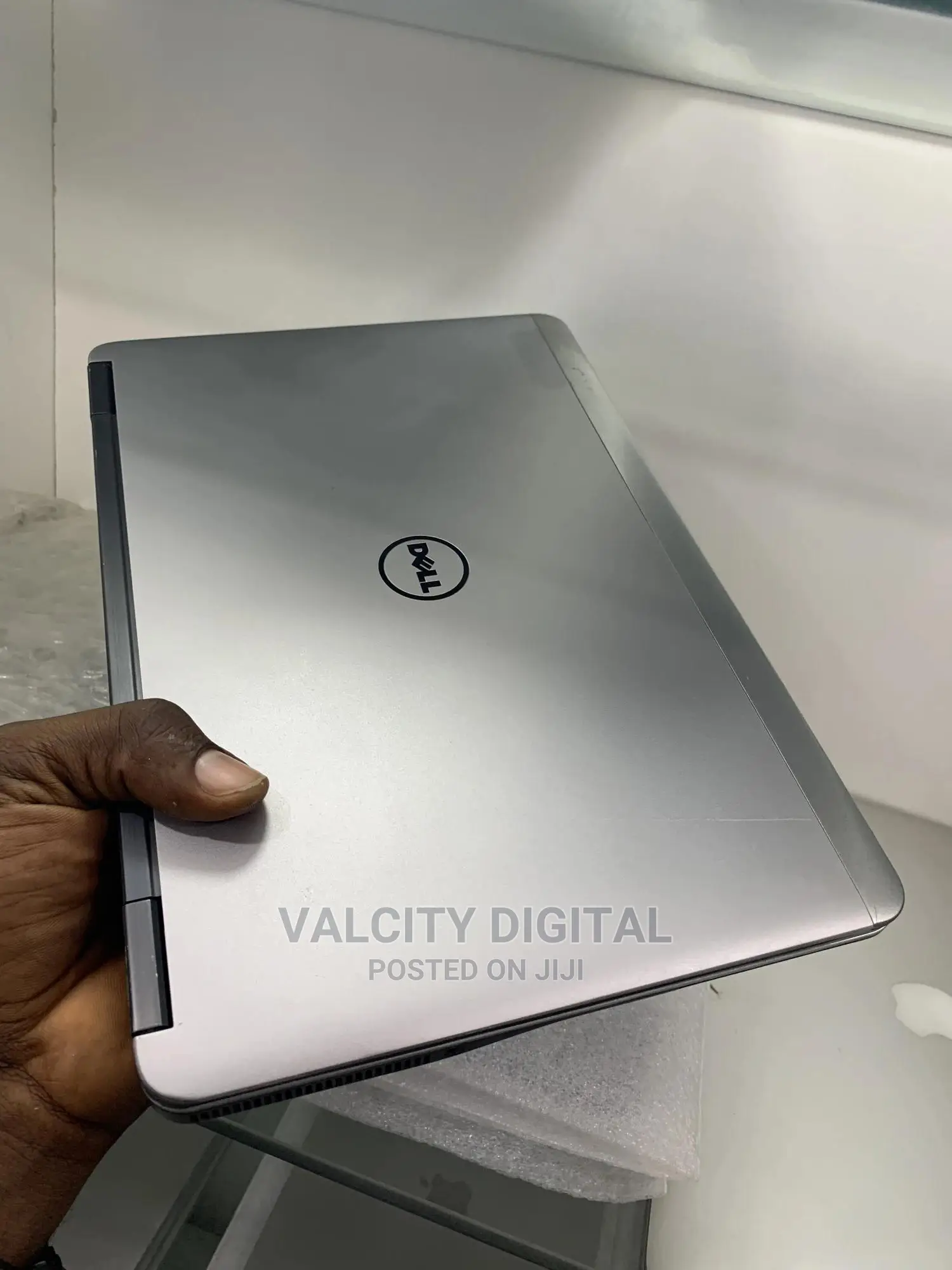 Laptop Dell Latitude E7240 4GB Intel Core I7 SSD 256GB