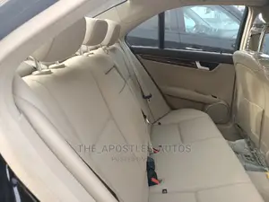Mercedes-Benz C300 2013 Black