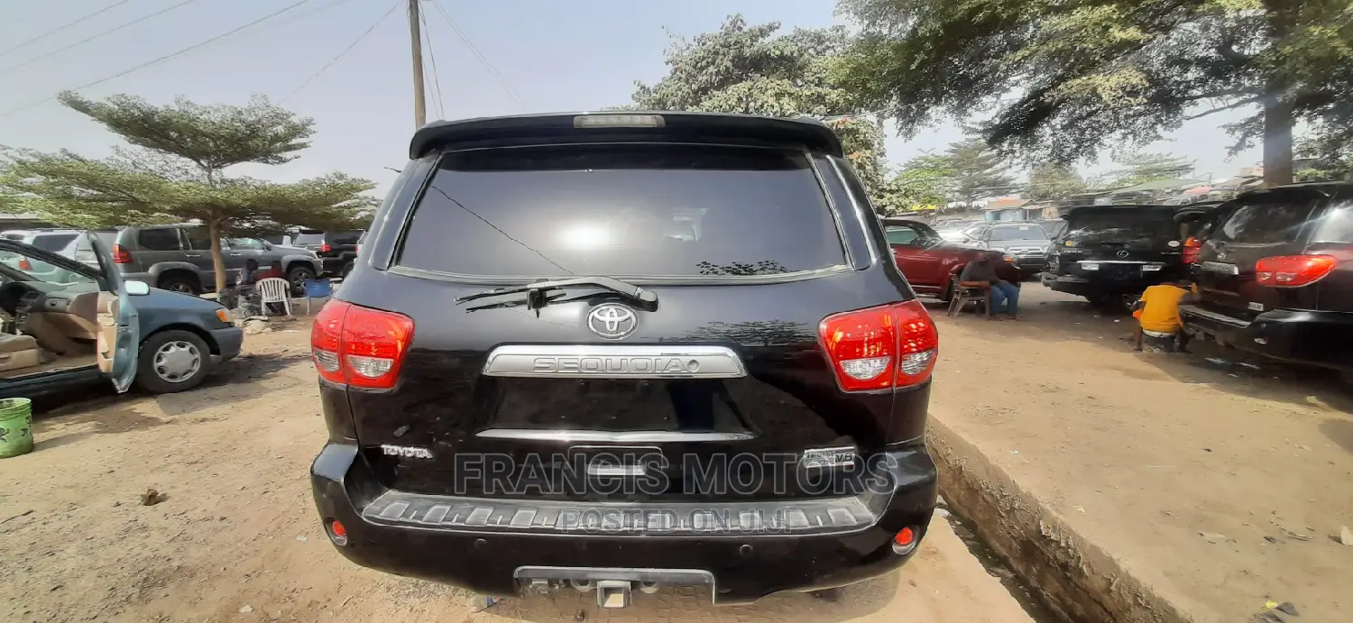 Toyota Sequoia 2013 Black