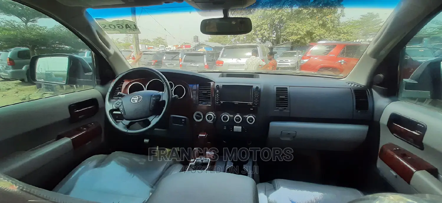 Toyota Sequoia 2013 Black