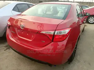 Toyota Corolla 2014 Red