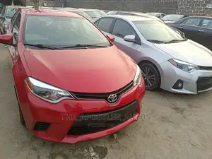 Toyota Corolla 2014 Red