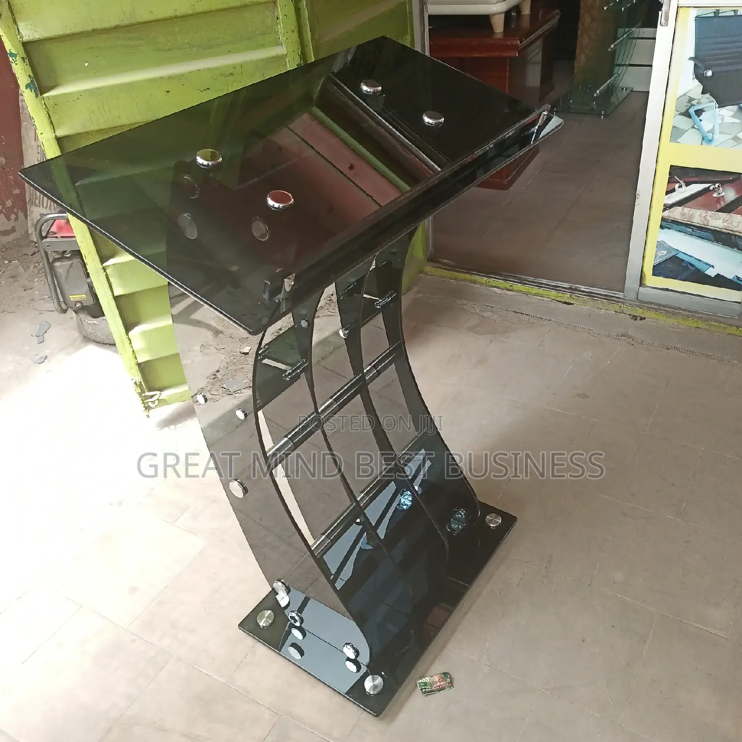 Imported High Quality Glass Pulpit