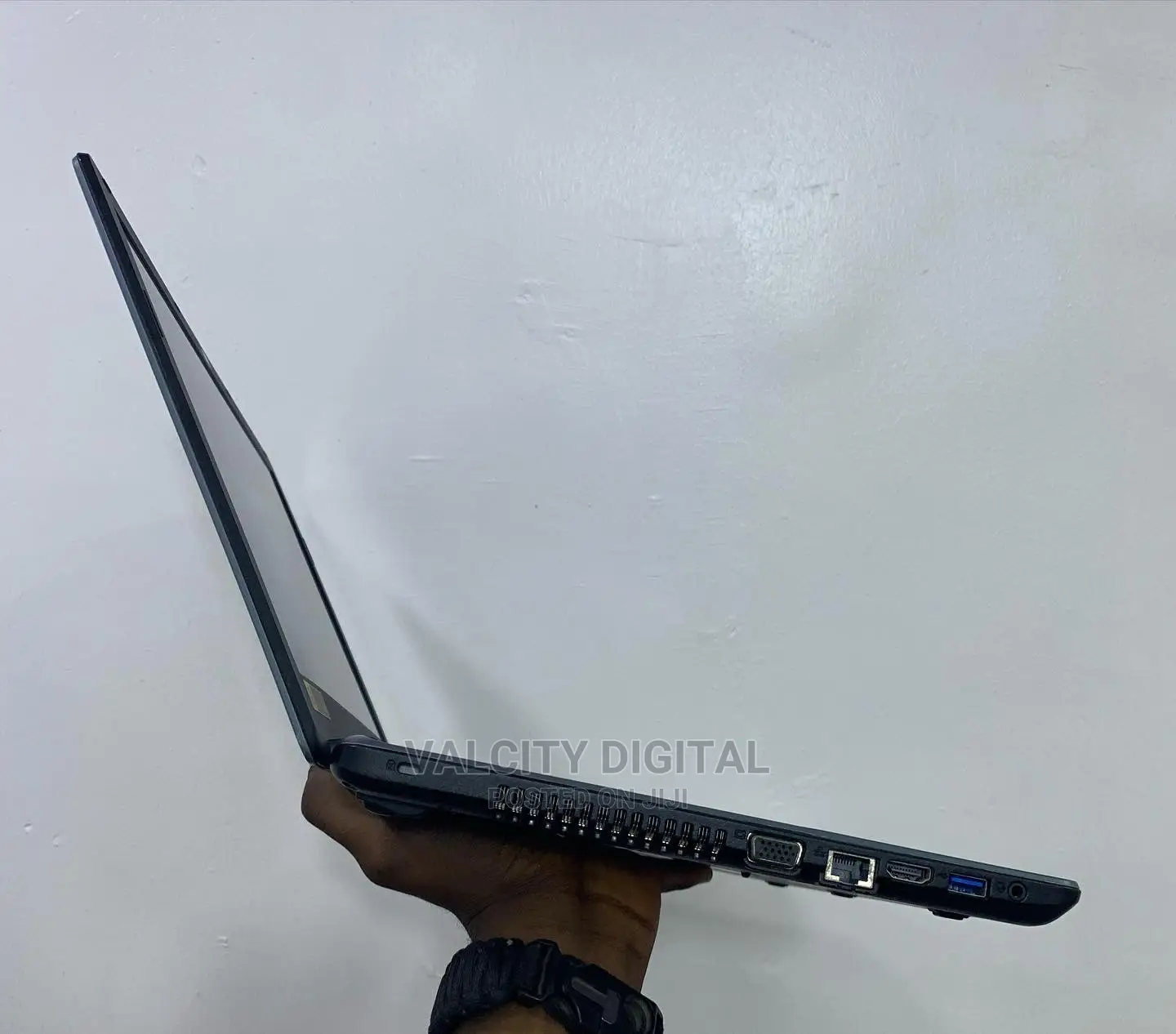 Laptop Acer Aspire E5-571 8GB Intel Core I5 HDD 500GB