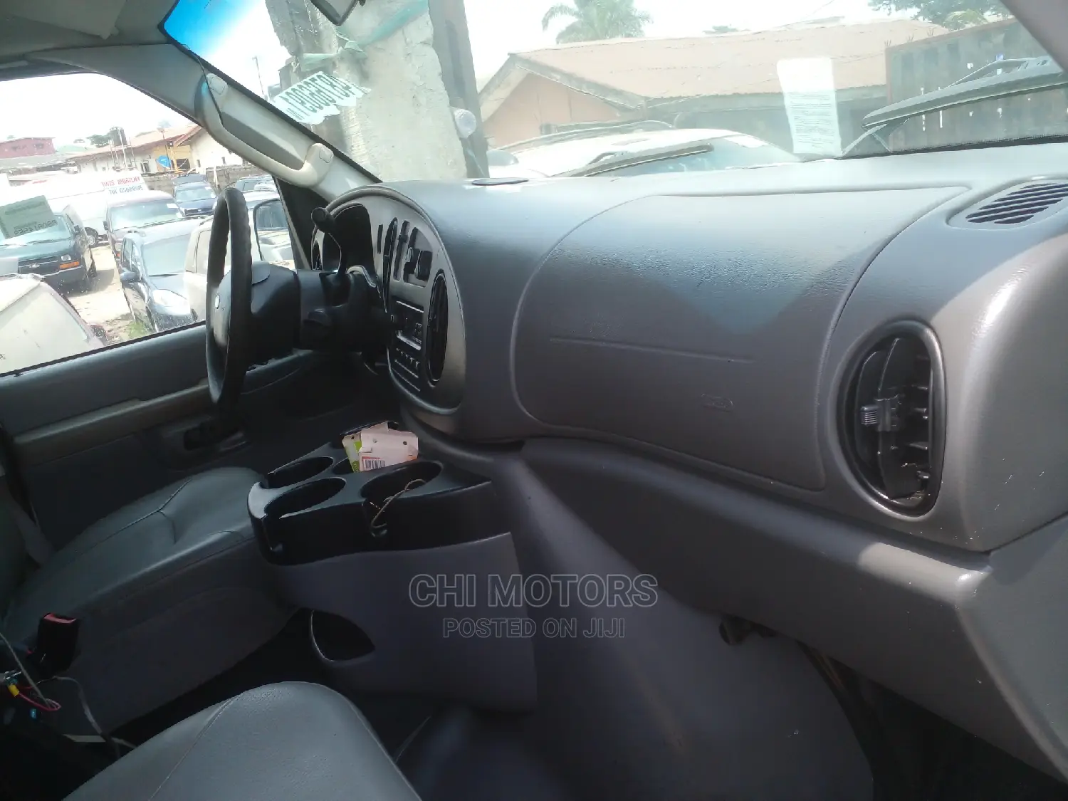 Ford E350 2010 White