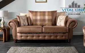 Luxurious Well Designed Sofa Set
