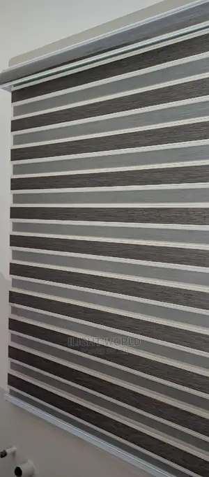 Quality Switching Day and Night Window Blinds.