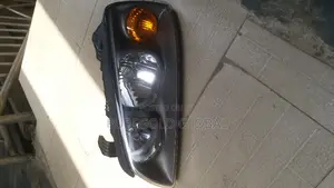 Headlamp for Hyundai Elantra 2005