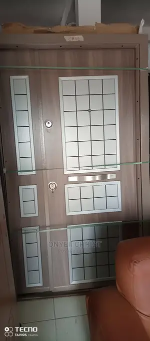 4ft Luxury Door Three-Panel
