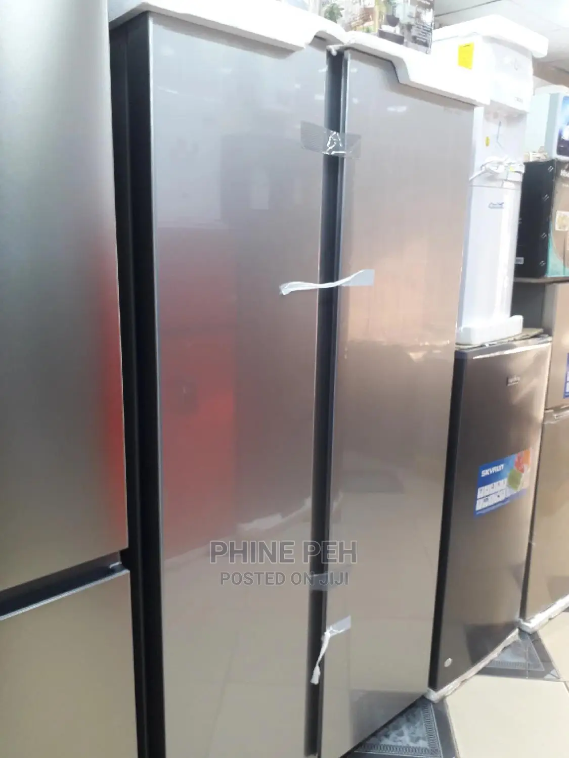 Hisense Ref 67 Ws Side by Side Refrigerator 516 Litres
