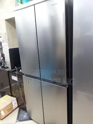 Hisense Side by Side 541L Refrigerator (4 Doors) 68 WCB