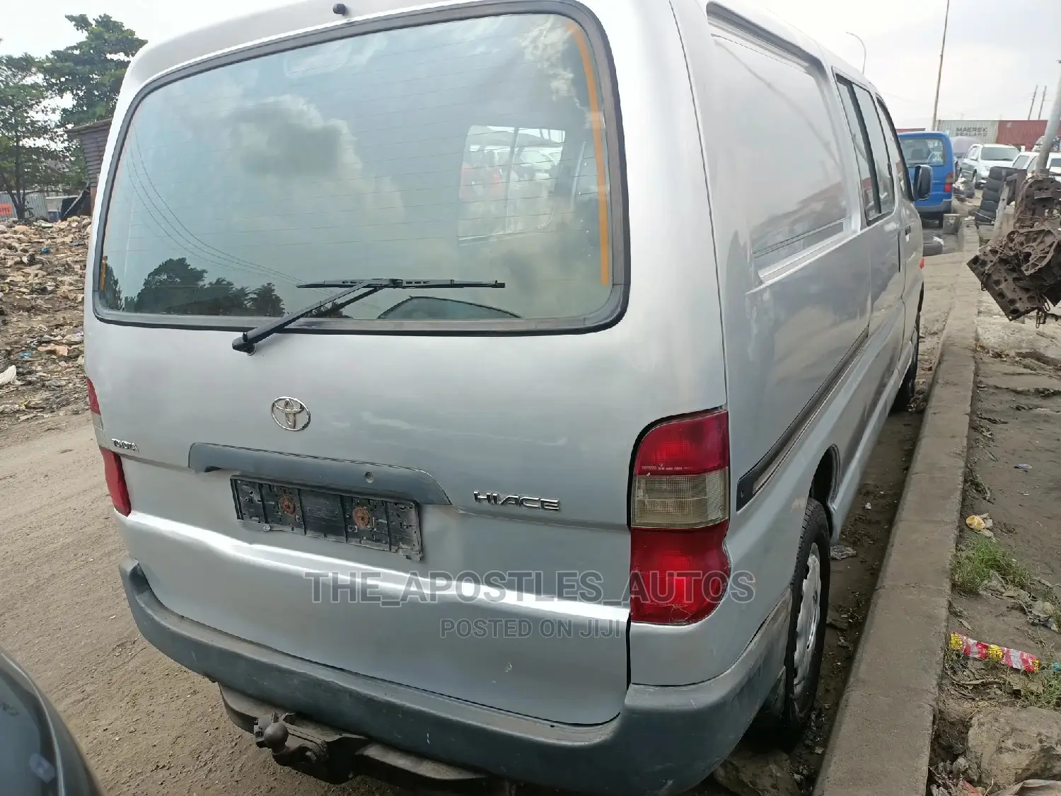 Toyota HiAce 2002 Silver