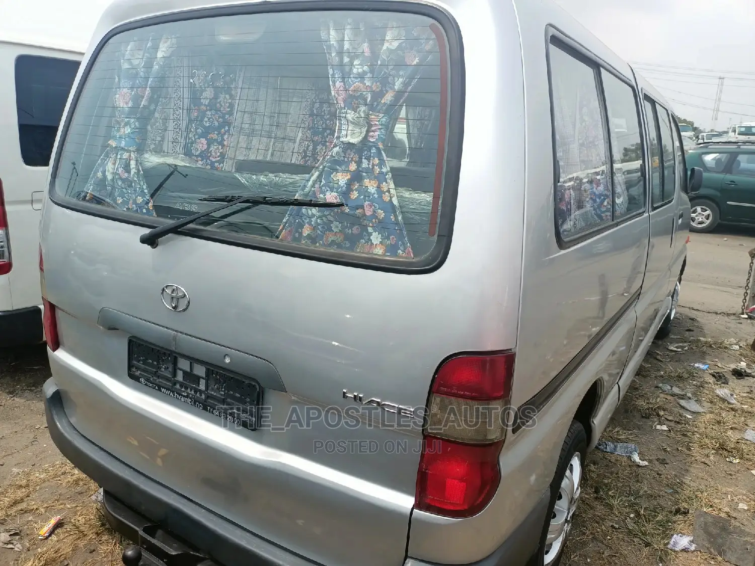 Toyota HiAce 2003 Silver