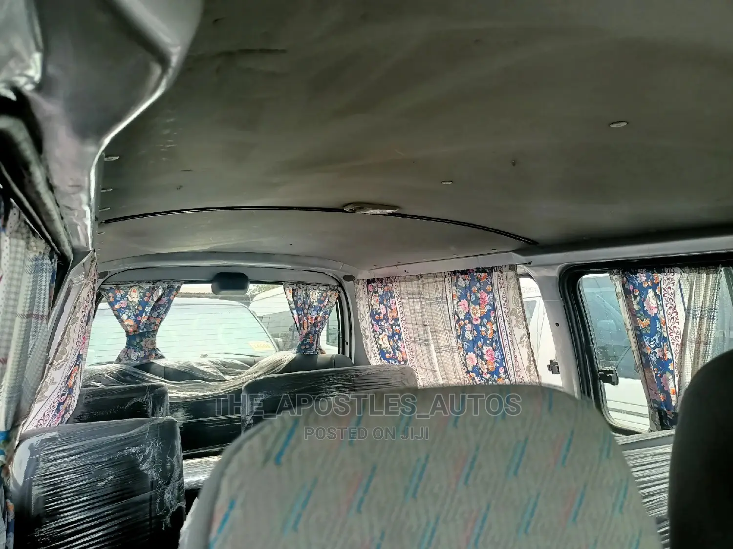 Toyota HiAce 2003 Silver
