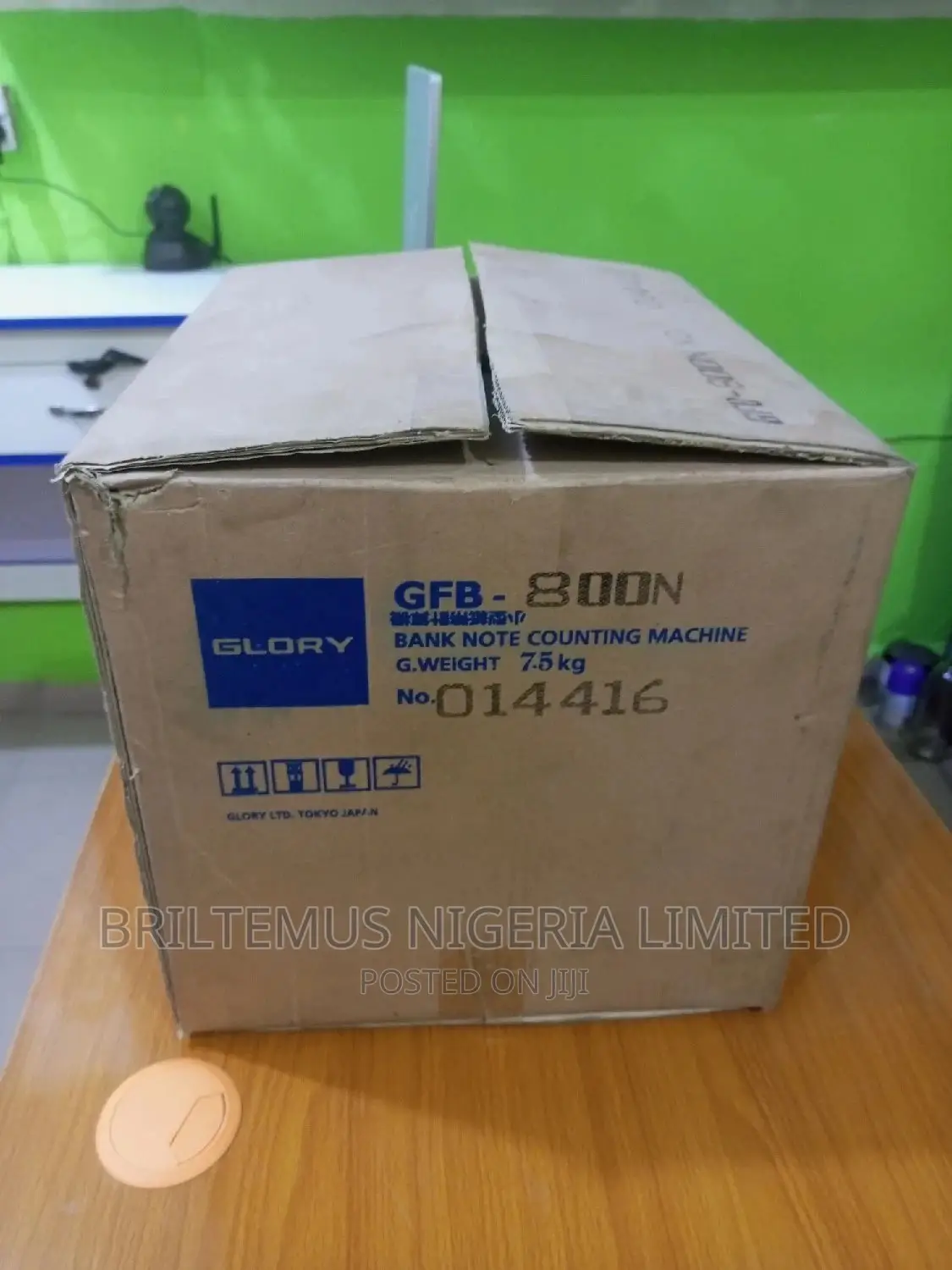 Brand New Glory Bank Note Counting Machine.
