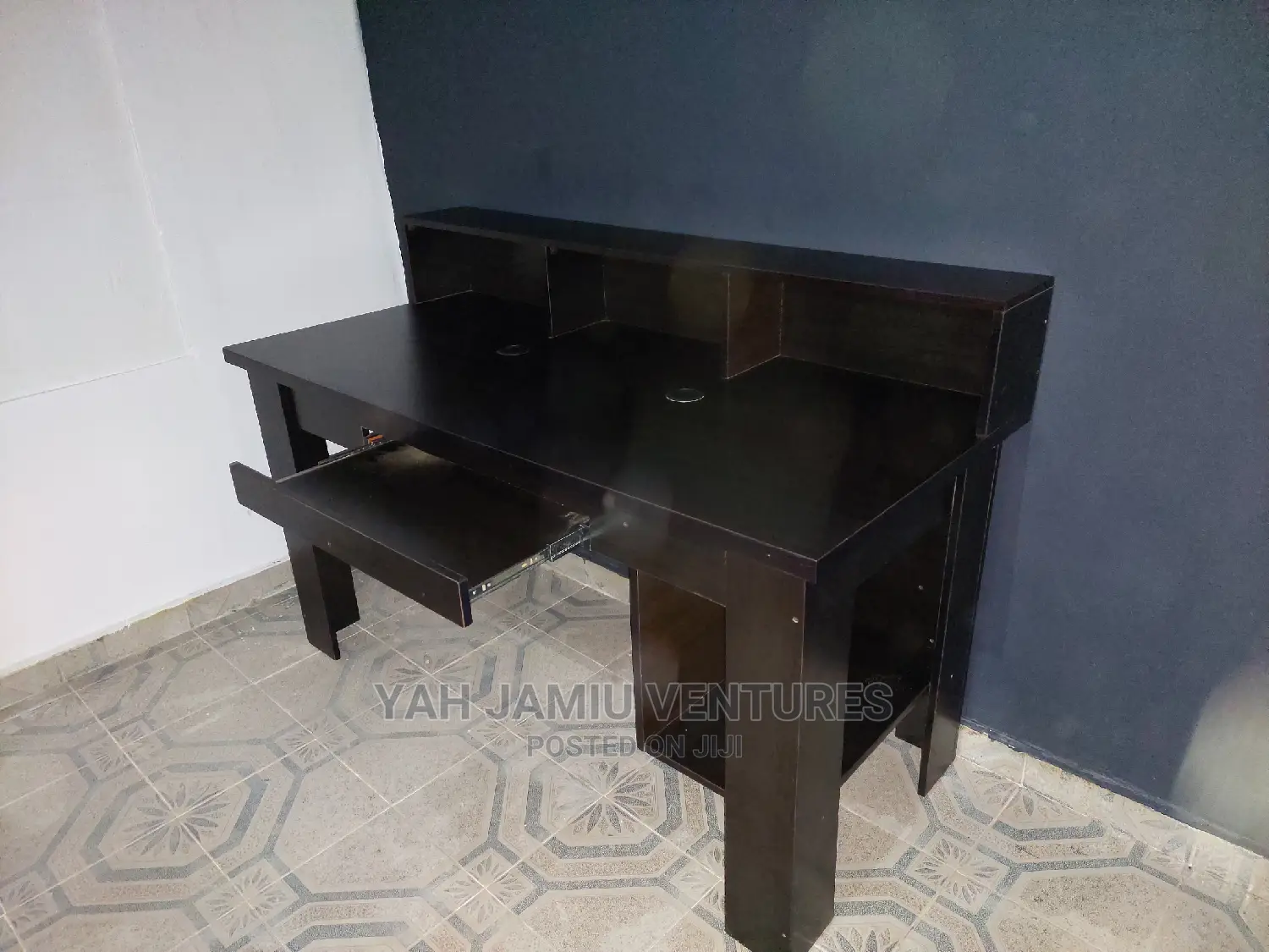 Studio Table