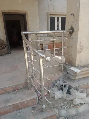 Stainless Rail (Horizontal Design)