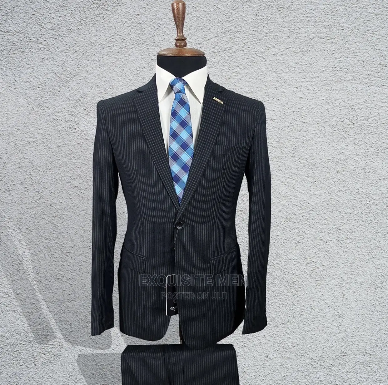 Quality Stripe Men Suit