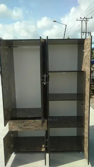 4 Ft Wide by 6 Ft Wardrobe