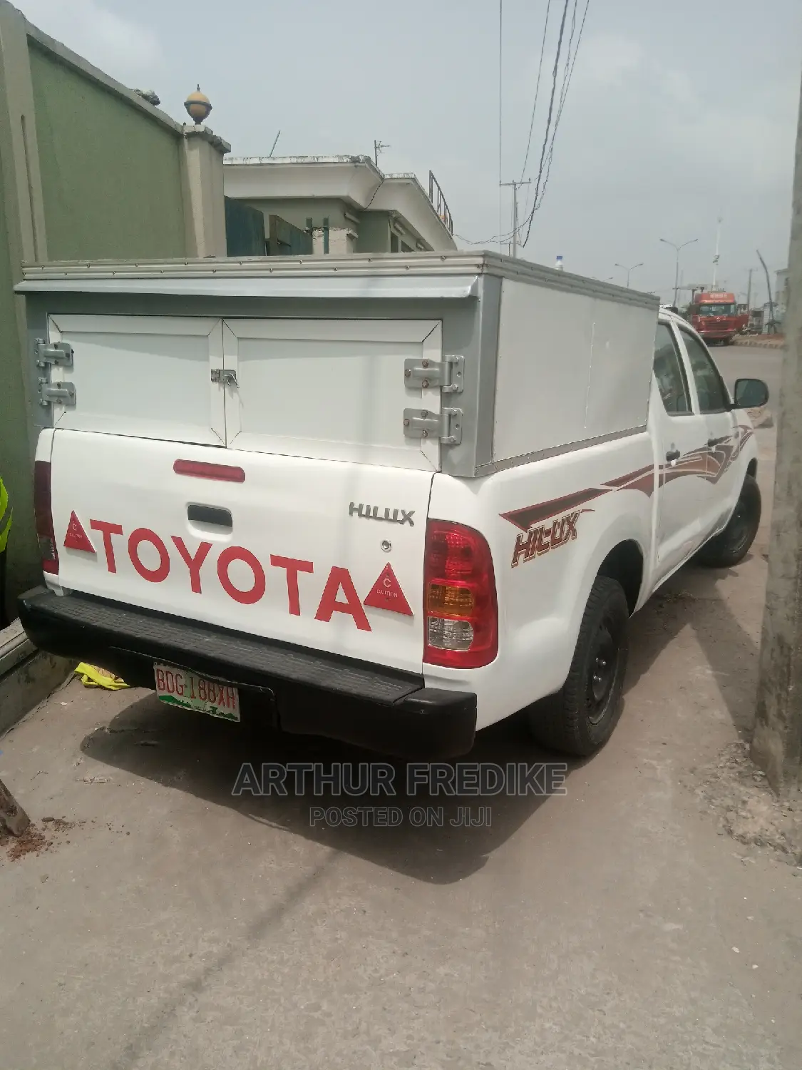 Toyota Hilux 2014 White