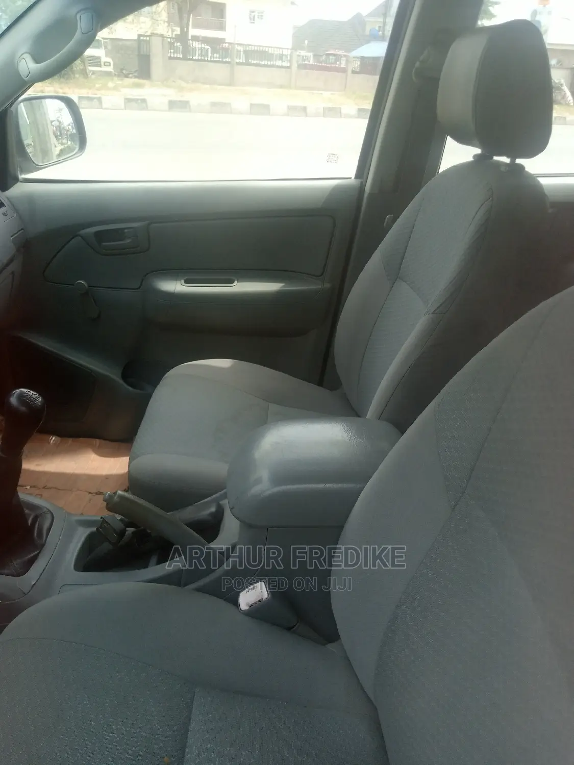Toyota Hilux 2014 White