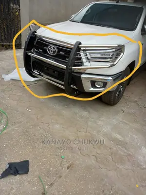 Front Garden for Toyota Hilux 2022