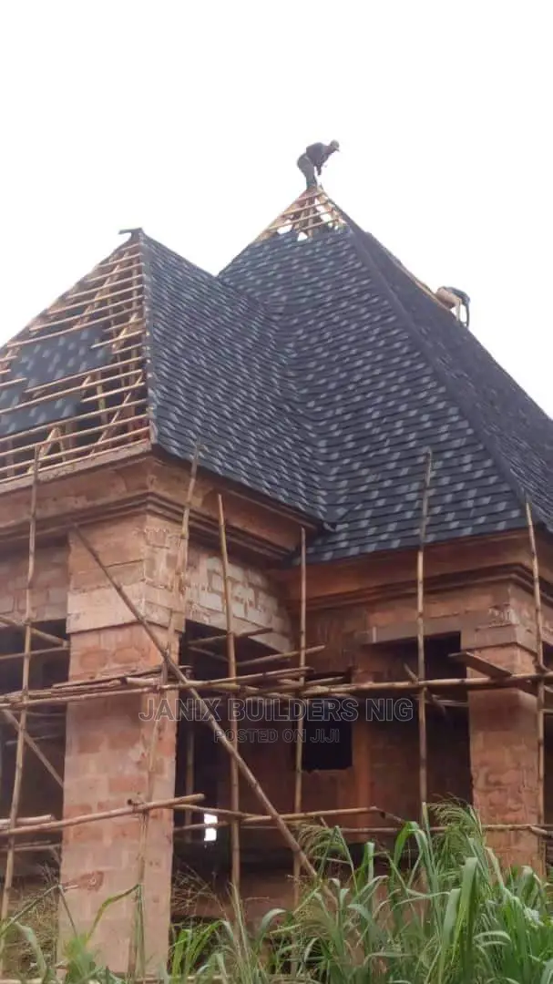 Shingles Black and White Stone-Coated Design