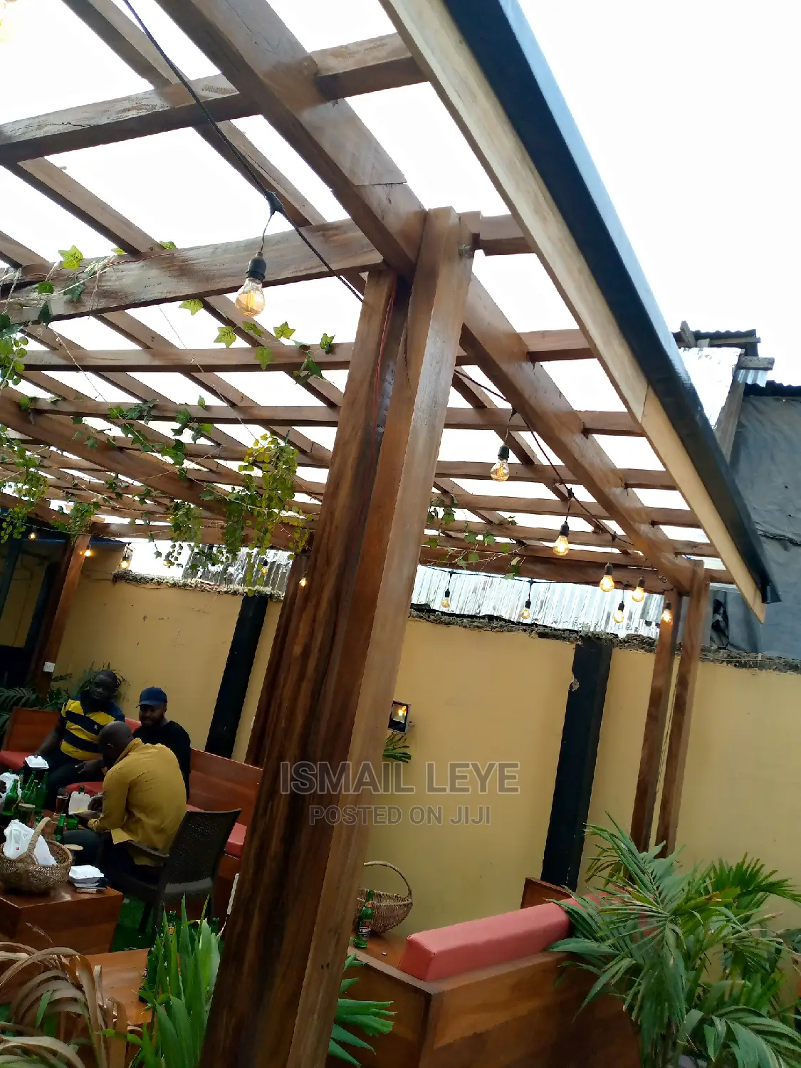 Transparent Sheets for Bars,Lounges and Hotels