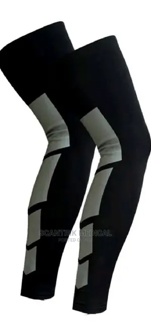 Long Knee Support With Compression Strap