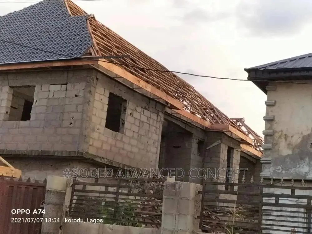 Neat Building Roofing
