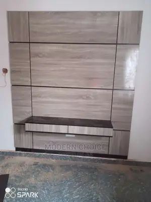 5 by 8 Tv Panel and Console Up for Grab