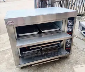 Hubert 4 Trays Oven