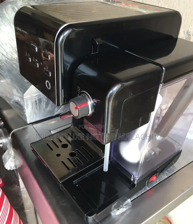 BREVILLE Fast Coffee Espresso Machine/High Performance