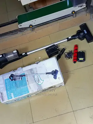 Mistral's Versatile Cordless Stick Vacuum Cleaner Cordless