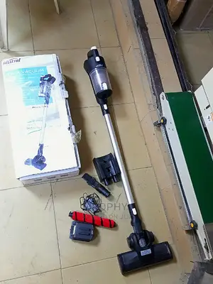 Mistral's Versatile Cordless Stick Vacuum Cleaner Cordless