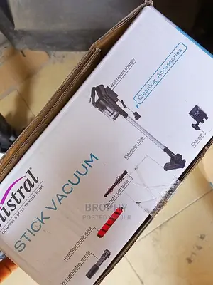 Mistral's Versatile Cordless Stick Vacuum Cleaner Cordless