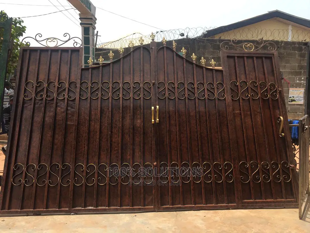 Best Quality/Standard Gate 12ft by 8ft Swing Design for Sale