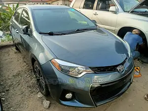 Toyota Corolla 2015 Gray