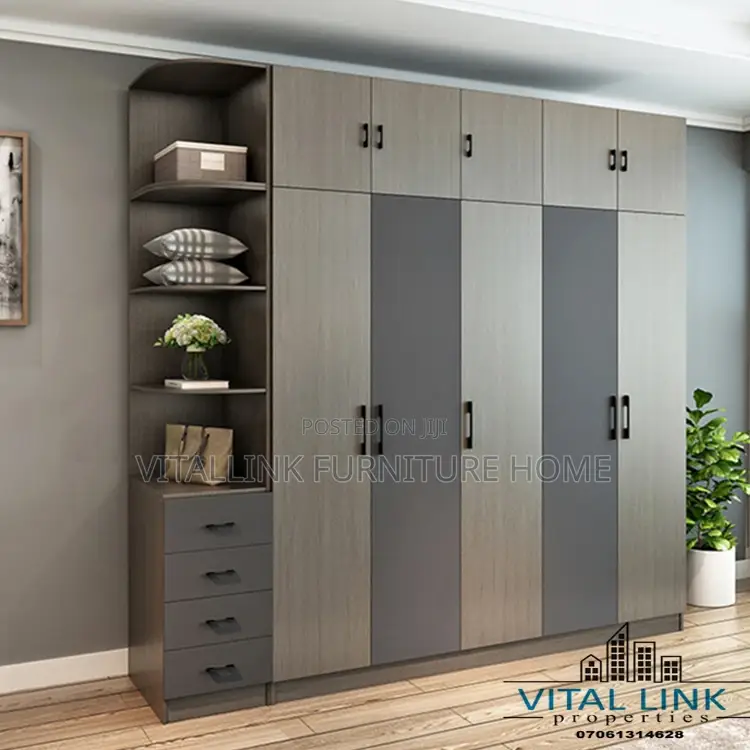Beautifully Designed Wardrobe for Your Home