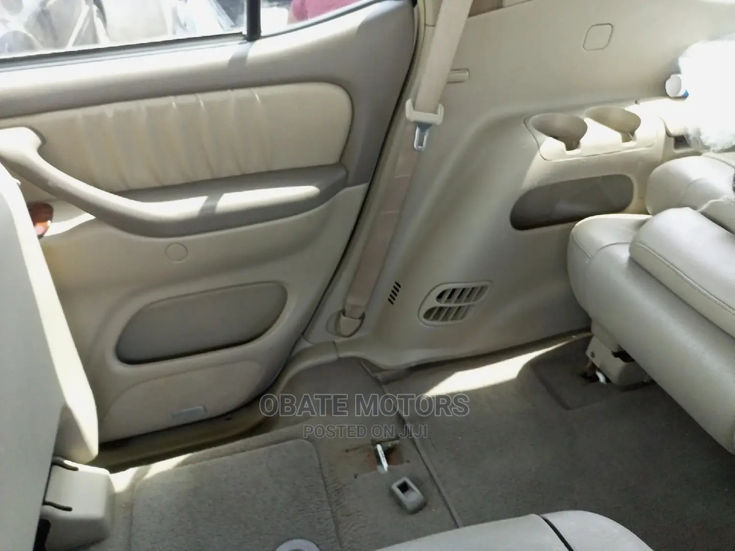 Toyota Sequoia 2006 White