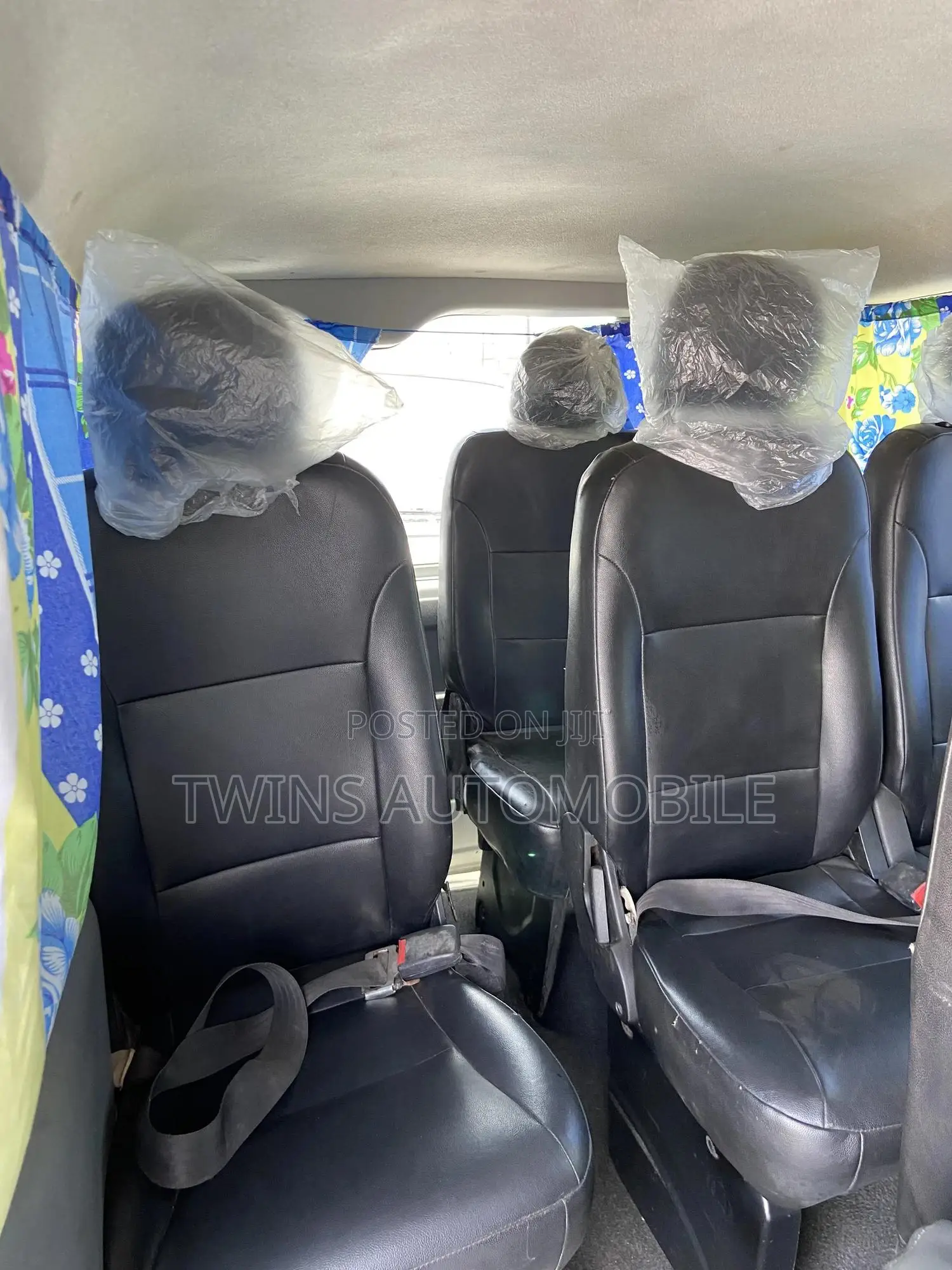 Toyota HiAce 2014 White