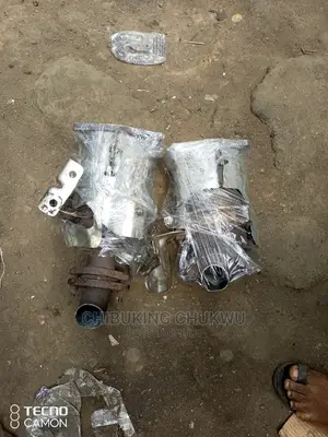 Photo - Ford Edge 08-010 Catalyst Manifold.